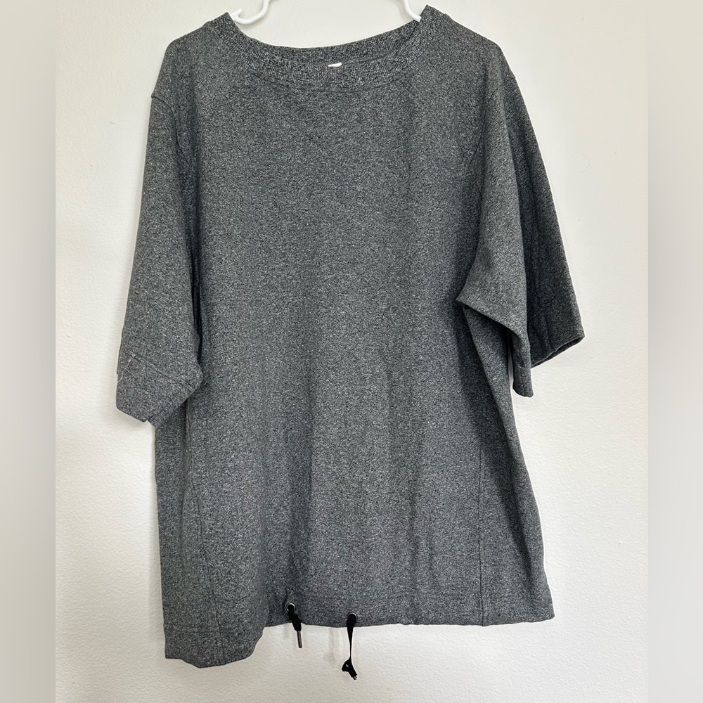 lululemon athletica Charcoal Oversized Short Sleeve Top, size 8-10 - Picture 5 of 10